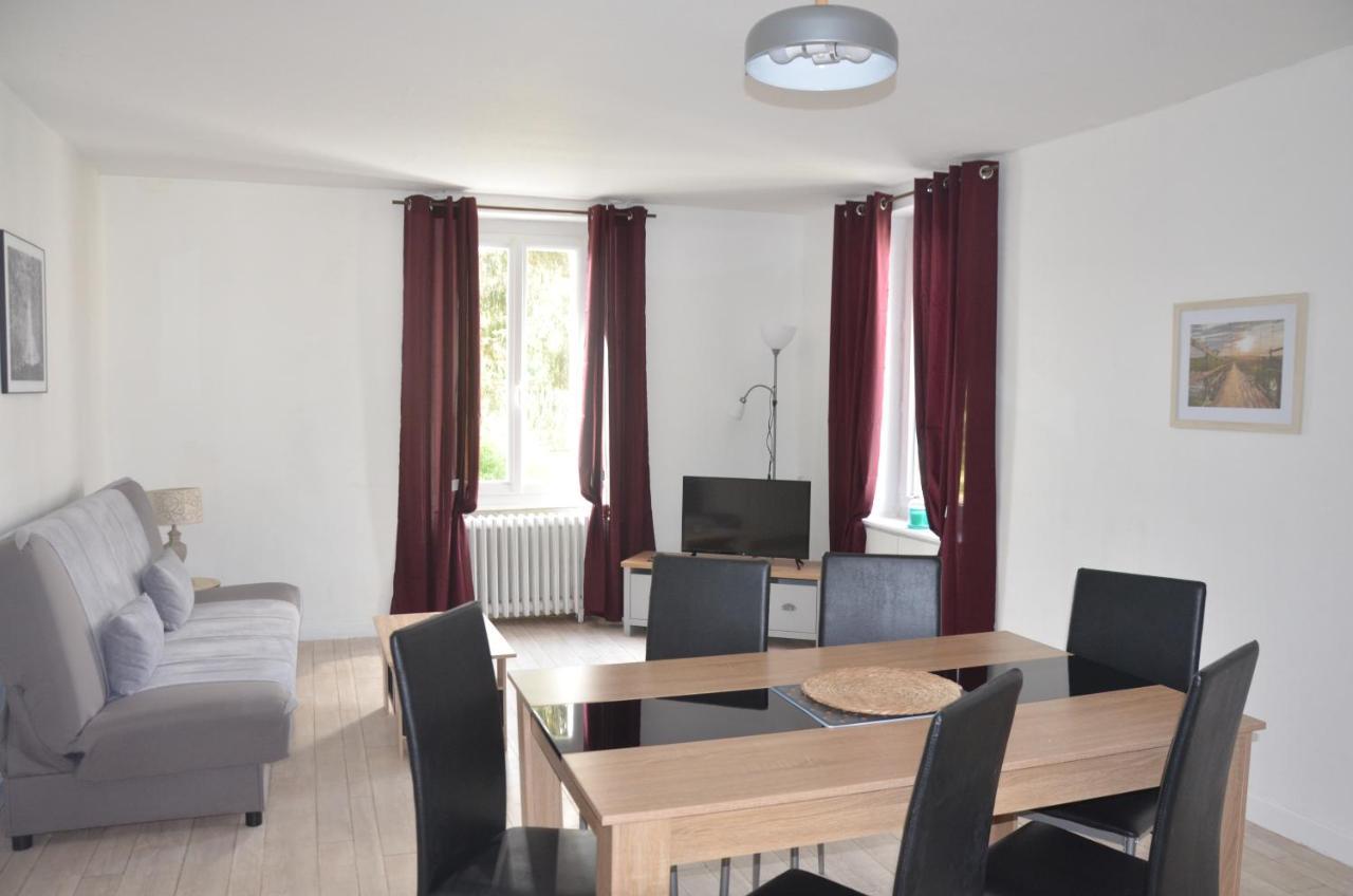 Au Bord De L'Eau Appartement 50 M2 Chambon-sur-Voueize Buitenkant foto