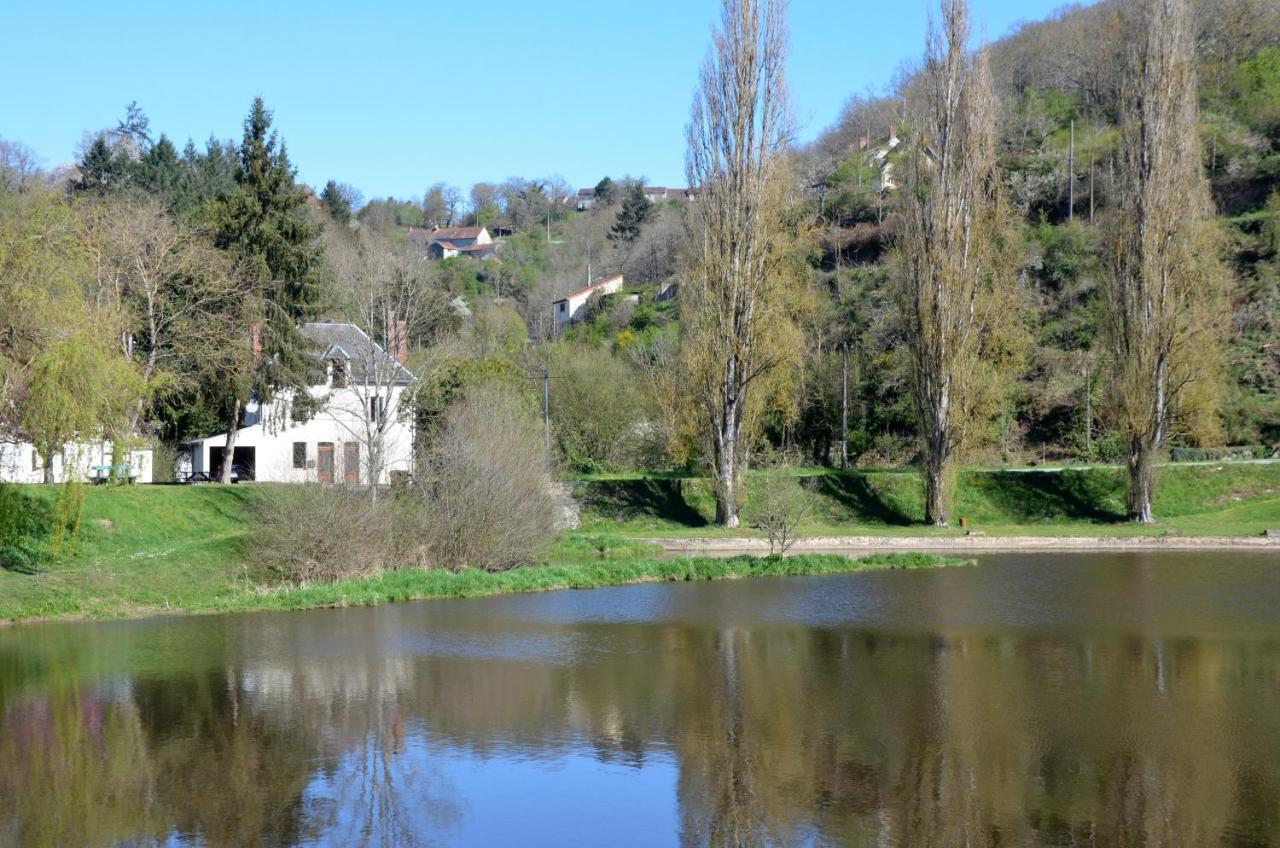 Au Bord De L'Eau Appartement 50 M2 Chambon-sur-Voueize Buitenkant foto
